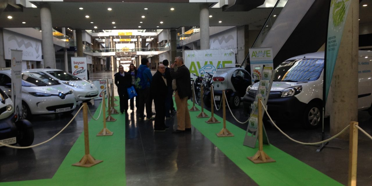 La Asociación Valenciana del Vehículo Eléctrico (AVVE) promueve el «I Foro de ecológicos» en la Feria del Automóvil de Valencia