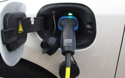 ¿Cómo afecta la compra de un coche eléctrico a tu bolsillo?