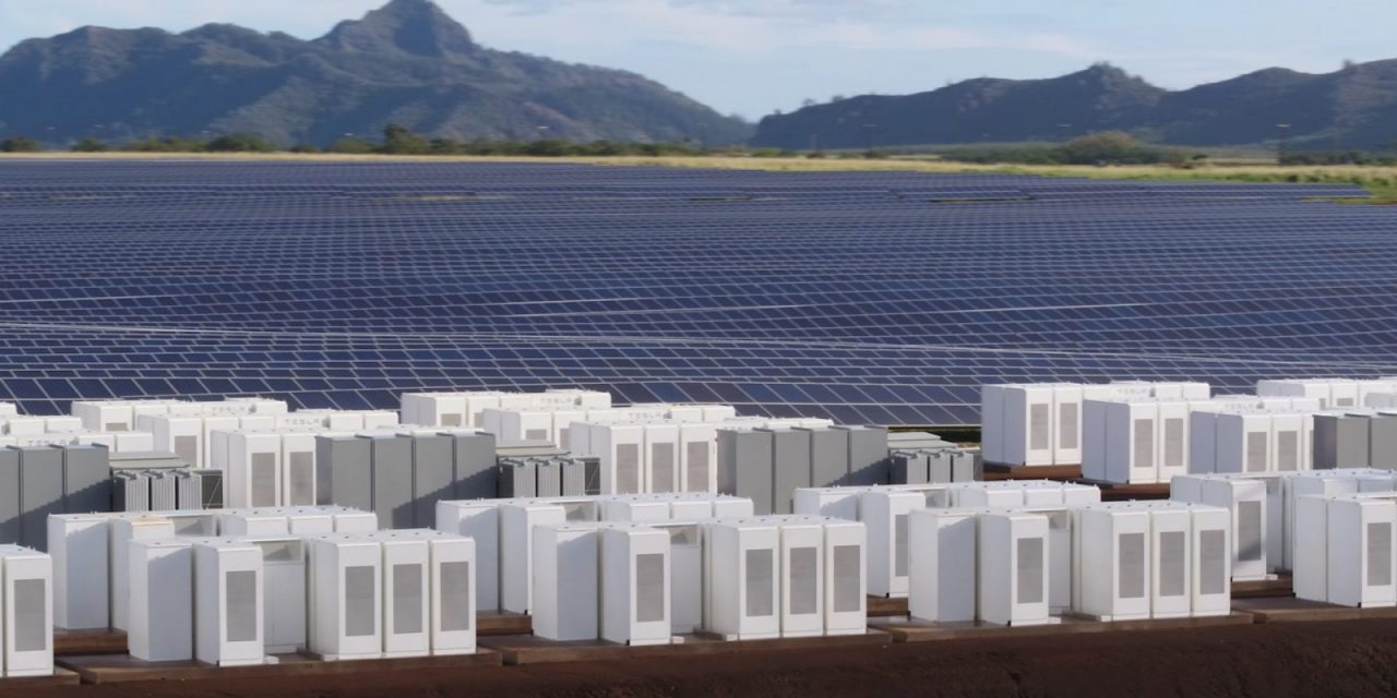 Tesla quiere construir en Europa un parque de Powerpacks para almacenar energía de forma masiva similar al de Australia