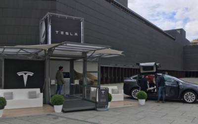 Tesla aterriza en Pamplona con demostraciones de su coche eléctrico