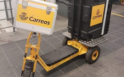 Correos pone en marcha un proyecto piloto de reparto con patinete eléctrico